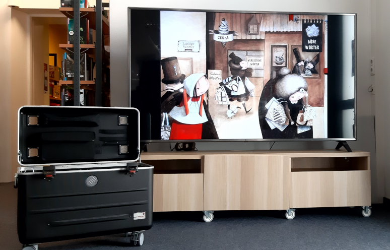 Tablettkoffer und TV